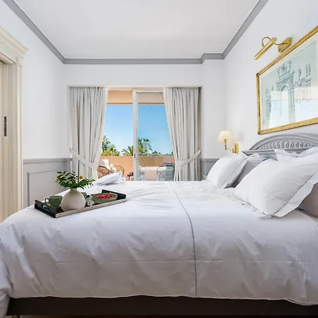 Stunning Renovated 2-Bedroom In Golden Mile Marbella Esterno foto