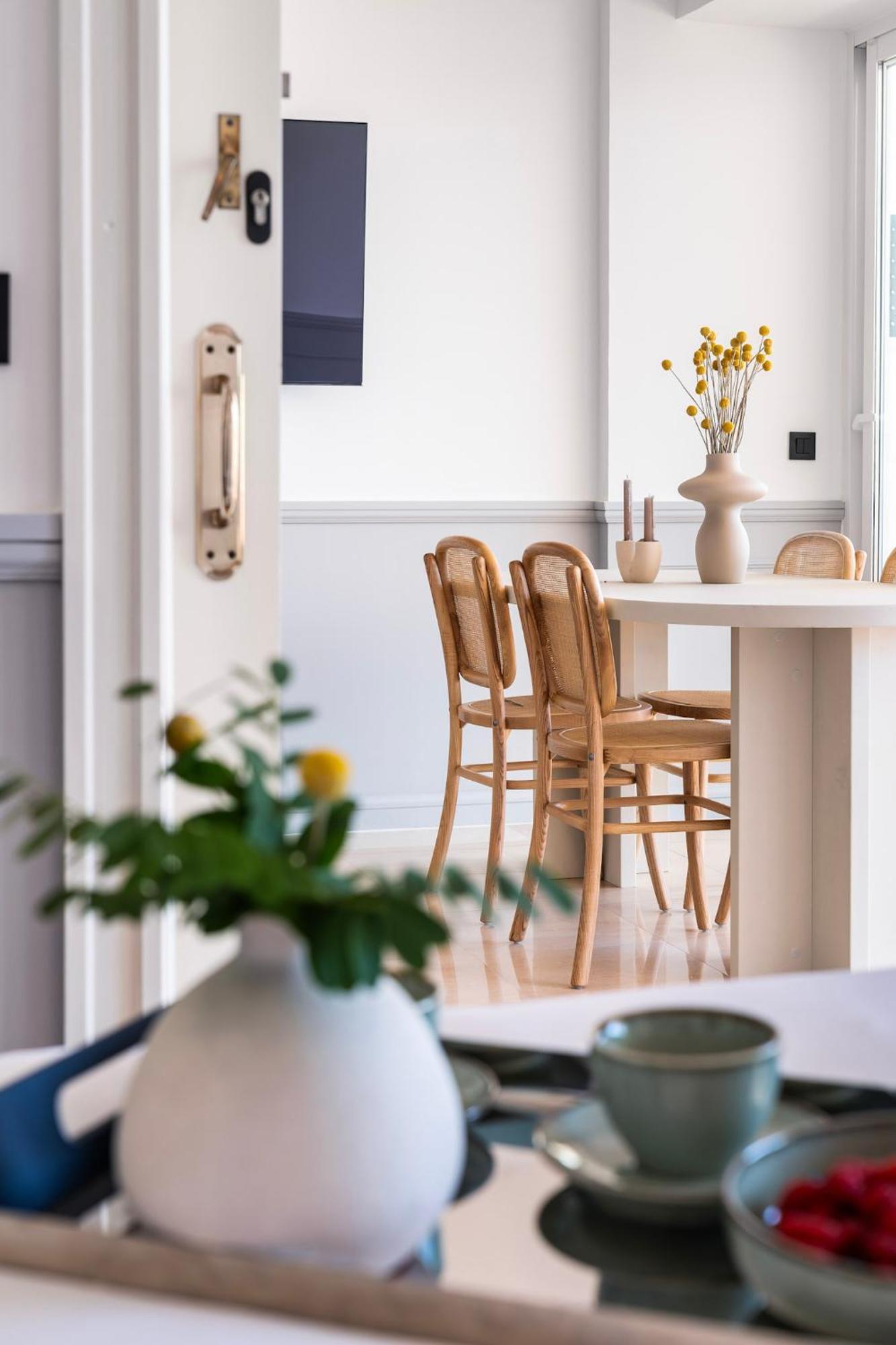 Apartament Stunning Renovated 2-bedroom In Golden Mile Marbella